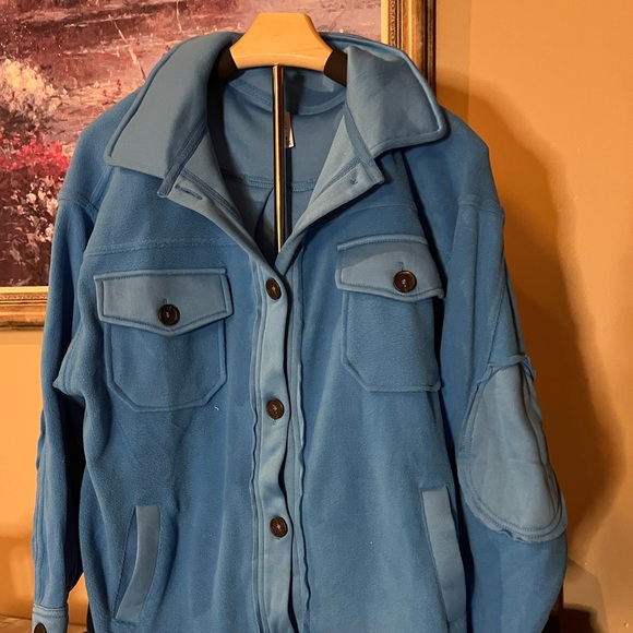 Beautiful blue fleece Shacket. - Picture 1 of 2